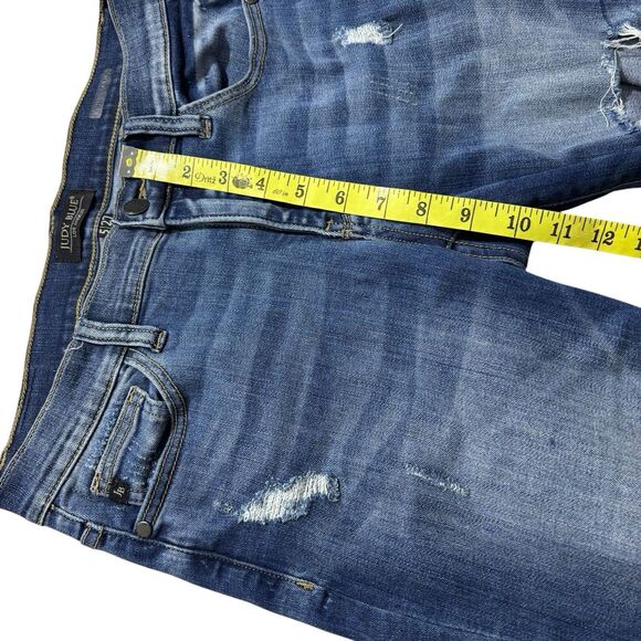 Judy Blue Jeans Women’s 5/27 Relaxed Fit Stretch Blue Mid Rise Denim Distressed - Picture 4 of 7